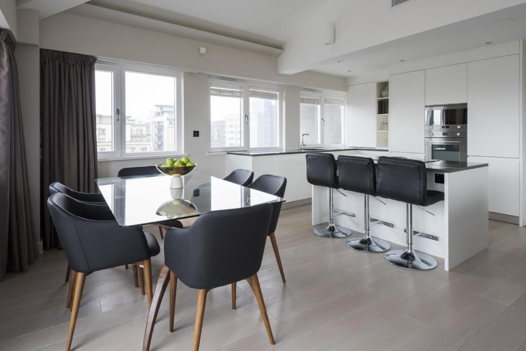 Buckingham Palace Residences By Aeria Apartments London Kültér fotó