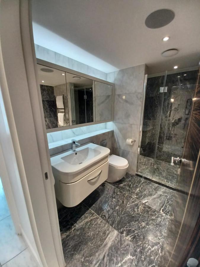 Buckingham Palace Residences By Aeria Apartments London Kültér fotó