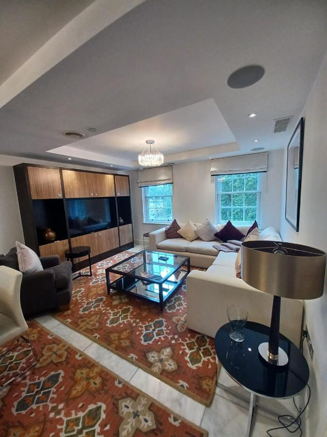 Buckingham Palace Residences By Aeria Apartments London Kültér fotó