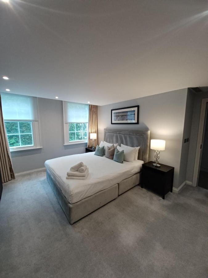 Buckingham Palace Residences By Aeria Apartments London Kültér fotó