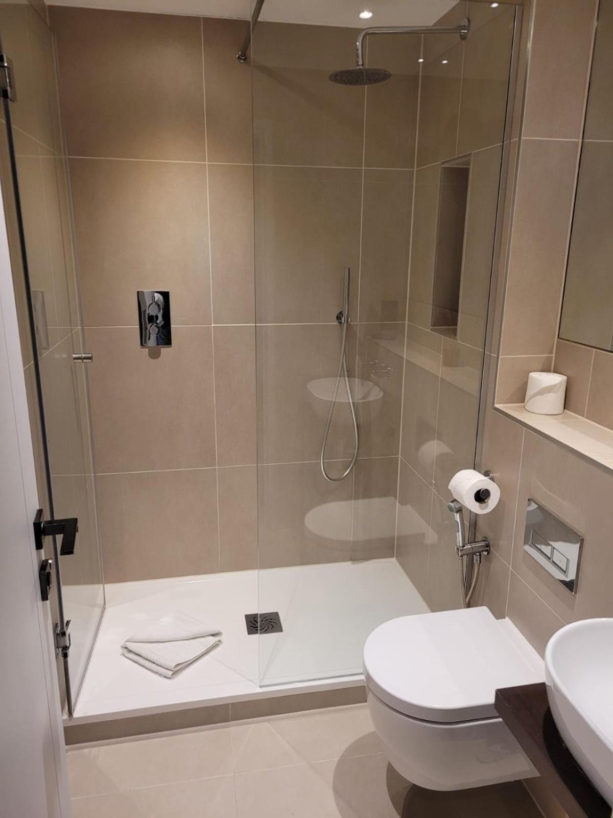 Buckingham Palace Residences By Aeria Apartments London Kültér fotó