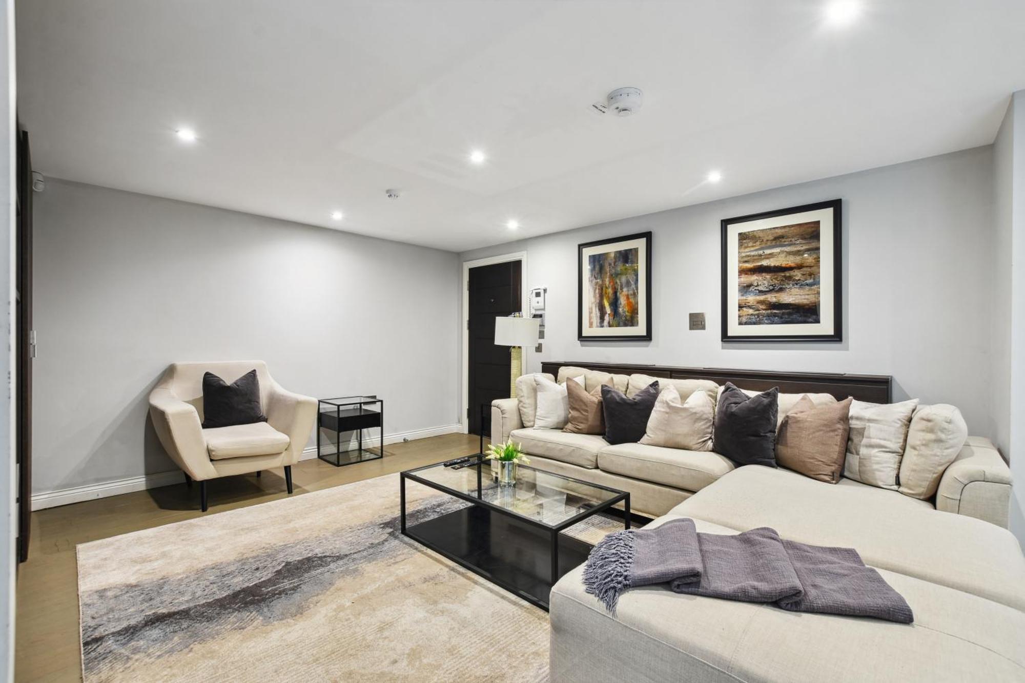 Buckingham Palace Residences By Aeria Apartments London Kültér fotó