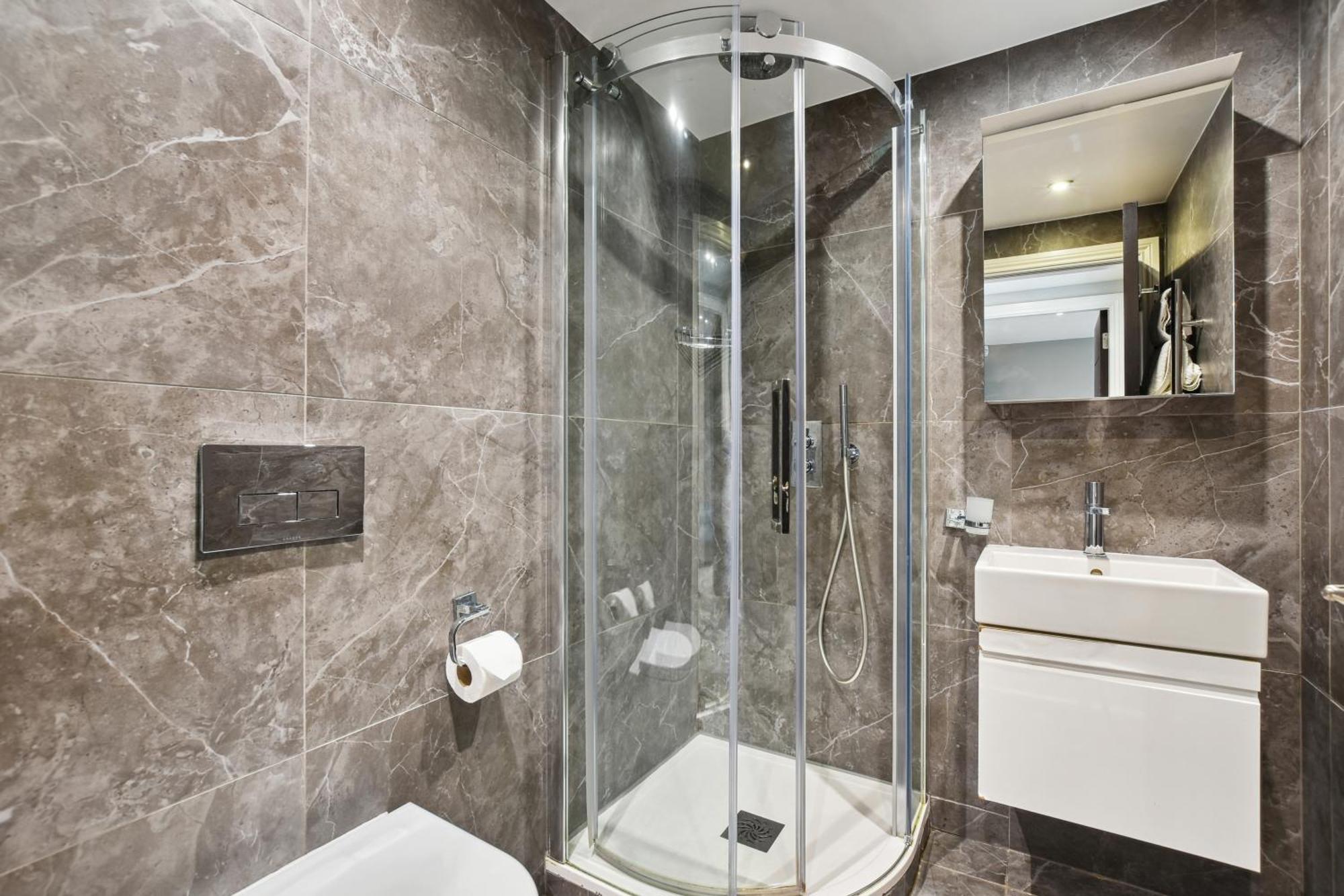 Buckingham Palace Residences By Aeria Apartments London Kültér fotó