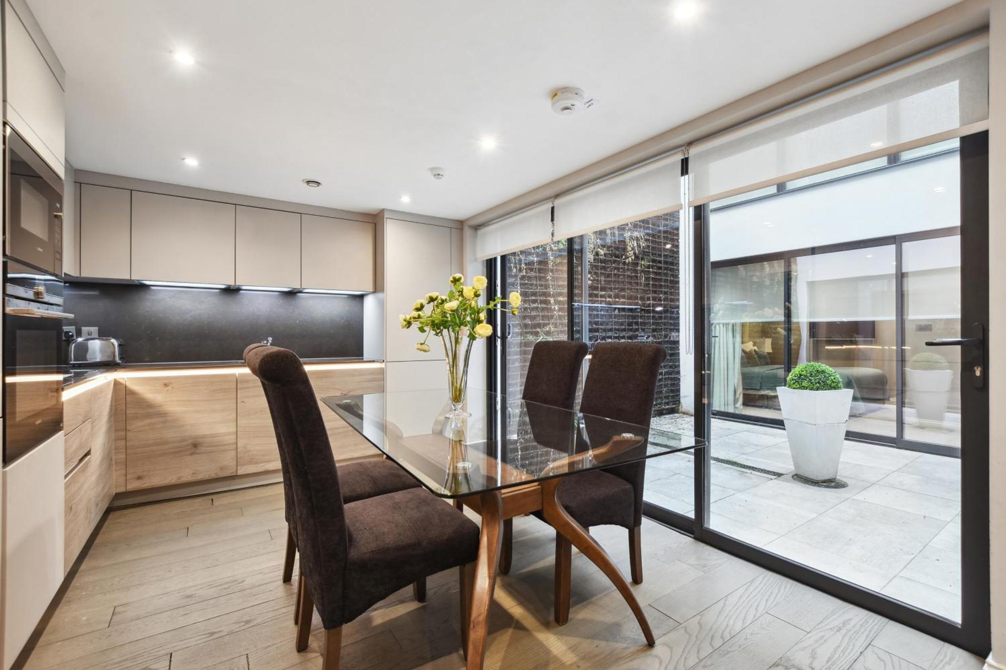 Buckingham Palace Residences By Aeria Apartments London Kültér fotó