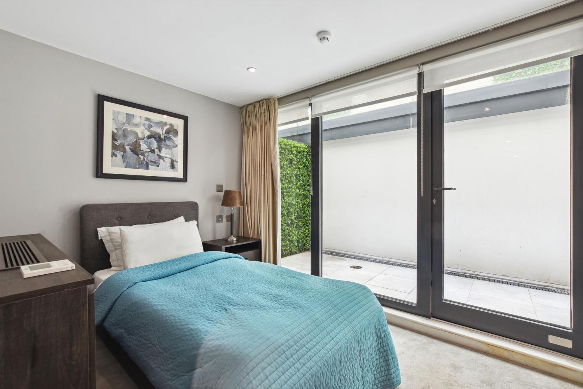 Buckingham Palace Residences By Aeria Apartments London Kültér fotó